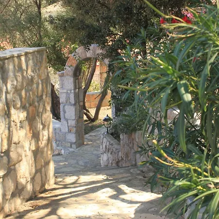 Twin Lucica 990c 2* Lastovo