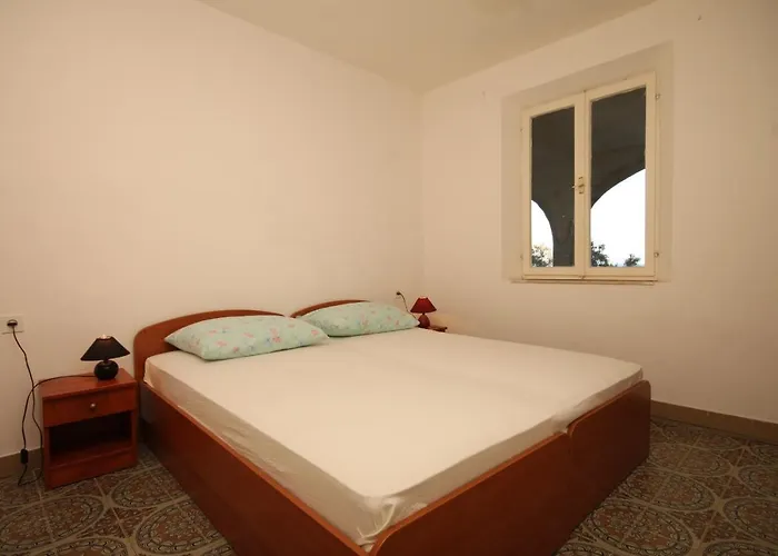 Twin Lucica 990c Pensjonat